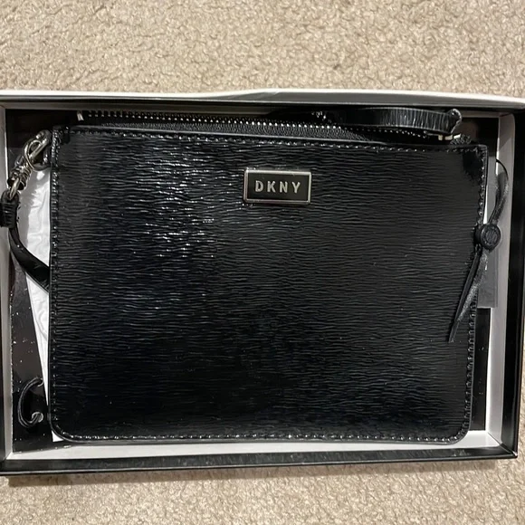 DKNY Gigi Wristlet, Black